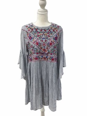 Umgee Embroidered Boho Mini Dress Gray Floral Peasant Tunic Size M
